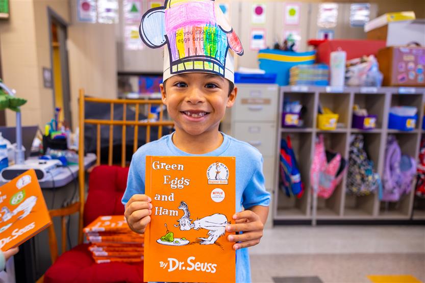 Fairview Elementary students make green eggs and ham